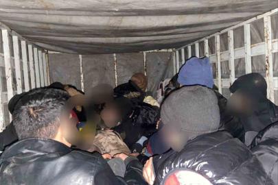 Çanakkale’de göçmen kaçakçılığı operasyonu: 4 organizatör ile 75 kaçak göçmen yakalandı