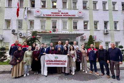 Çaykara ve Dernekpazarlılardan kokarca ile mücadeleye destek