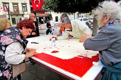 Çeşme’de Cumhuriyet Bayramı coşkusu mozaik atölyesiyle başladı