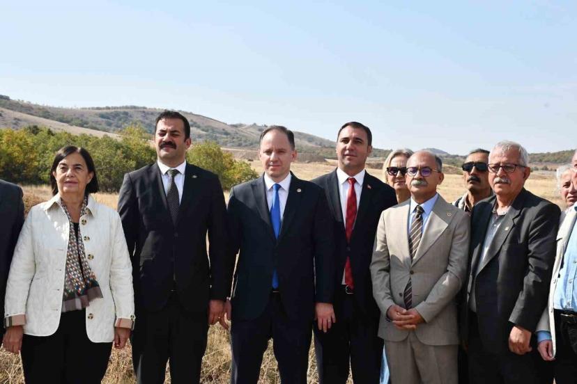 CHP Başkan Yardımcısı Yavuzyılmaz, Beylikova’da incelemelerde bulundu