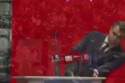 CHP İzmir’de tek aday Çağatay Güç, kürsüde bayıldı