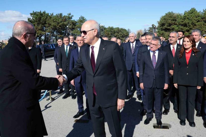 Cumhurbaşkanı Erdoğan başkanlığındaki devlet erkanı Anıtkabir’i ziyaret etti