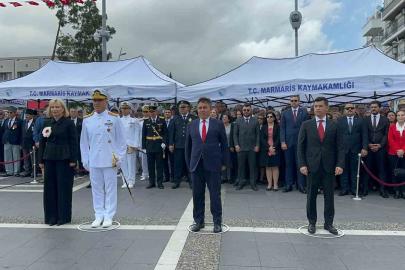 Cumhuriyetin 102. Yıldönümü Marmaris’te çelenk sunma töreni ile başladı