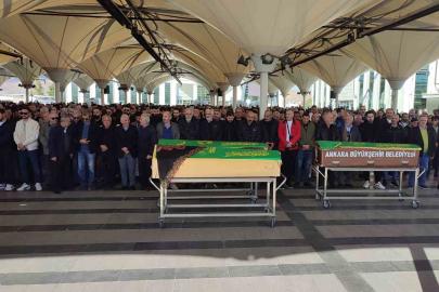 Devrilen konteynerin altında kalarak hayatını kaybeden adam son yolculuğuna uğurlandı