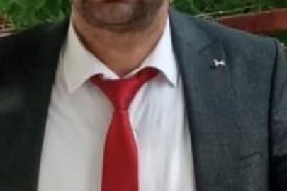 Devrilen traktörün altında kalan sürücü hayatını kaybetti