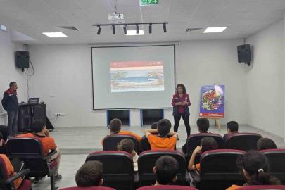 Didim’de öğrencilere deniz ve su ürünleri bilinci aşılandı