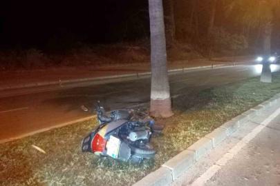 Direğe çarpan motosiklet sürücüsü hastanede öldü