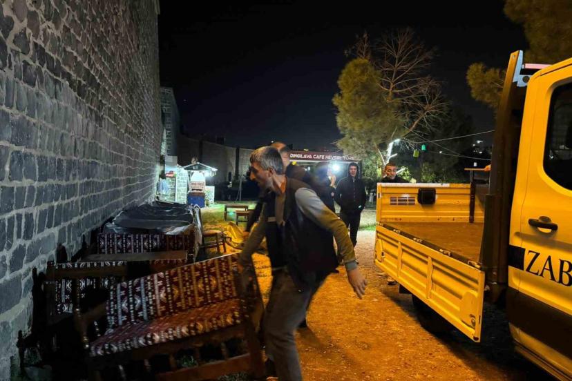Diyarbakır’da sur diplerini işgal eden işyeri tahliye edildi