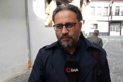 Doç. Dr. Abdullah Erdem Taş: "Modern hayat insanları yalnızlaştırıyor"