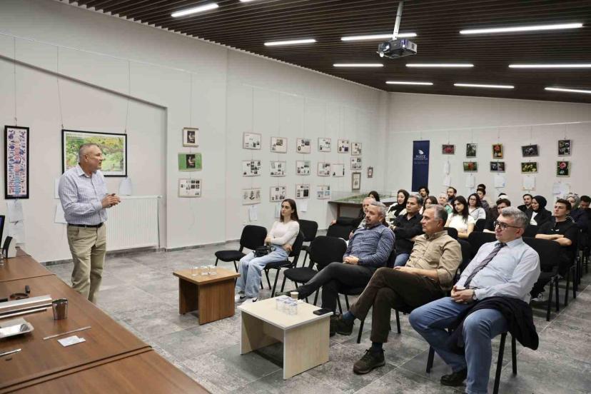 Doğa ve mühendislik 13. bağ, bahçe, çiçek konferanslarında buluştu