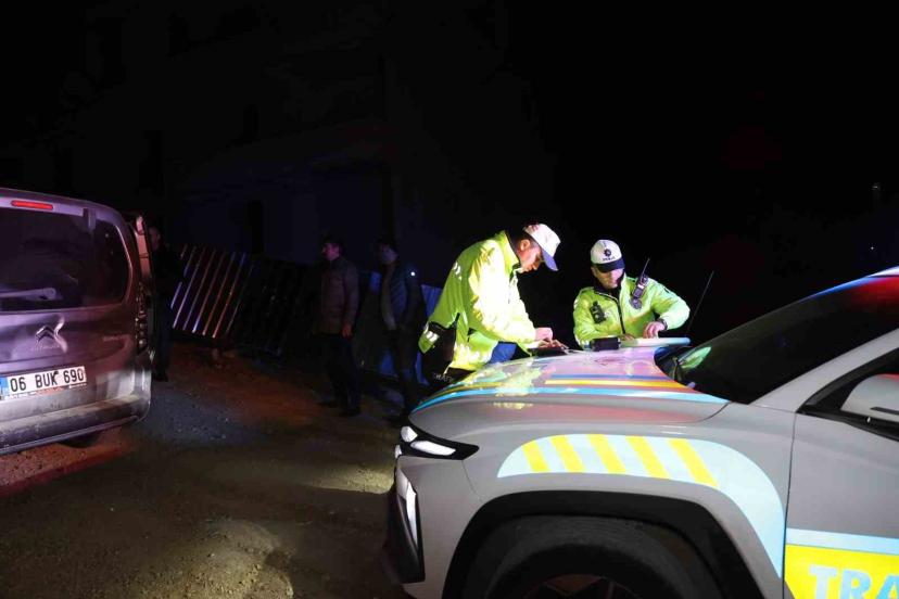 Dur ihtarına uymadı, çıkmaz sokakta yakalandı