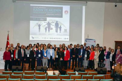 Düzce Üniversitesi Rektör Yardımcısı Prof. Dr. Genç: "Aile birey için dünyaya açılan bir pencere"