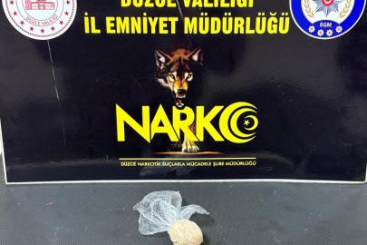 Düzce’de gençleri zehirleyecekti yakalandı