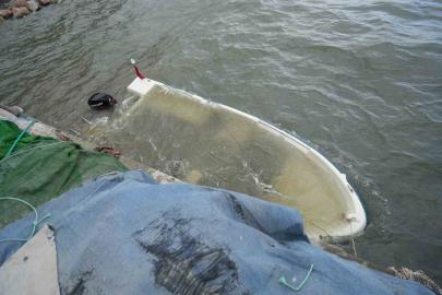 Edremit Körfezi’nde şiddetli lodos balıkçı teknelerini batırdı