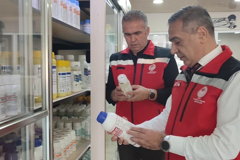 Efeler’de zirai ilaç ve gübre bayileri denetlendi
