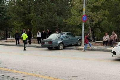 Ehliyetsiz sürücünün çarptığı yaya yaralandı