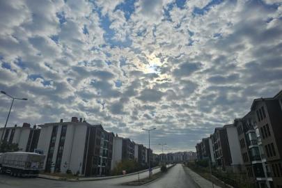 Elazığ’da sirrokümülüs bulutları görsel şölen sundu
