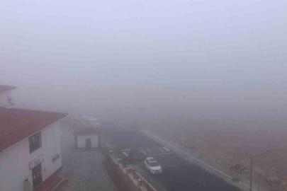 Elazığ’da sis etkili oldu