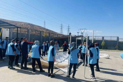 Elazığ’da yangın söndürme ve çadır kurma eğitimi