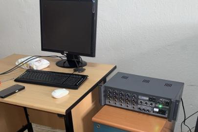 Emekli eczacıdan köy okuluna anlamlı destek