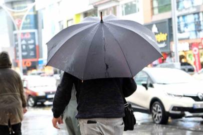 Erzincan’da 3 gün sağanak yağış, yüksek kesimlerde kar bekleniyor