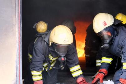 Erzincan’da hizmete sokulan itfaiye eğitim merkezinde tatbikat