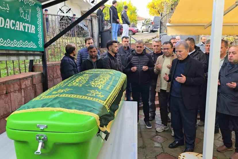 Eski TBMM Başkanı Mehmet Ali Şahin’in babası toprağa verildi