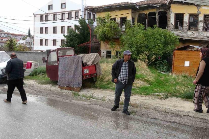 Ev sahibiyle kiracı arasındaki ‘çöp bahçe’ kavgası bahçenin sınırlarını aştı