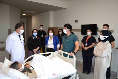 Fedakâr babadan oğluna en anlamlı hediye: 9 yaşındaki oğluna böbreğini verdi.