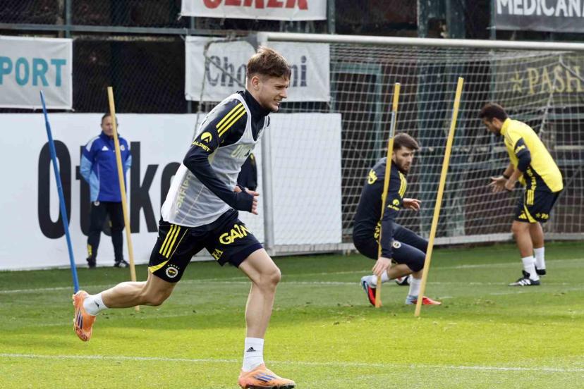 Fenerbahçe, Beşiktaş derbisi hazırlıklarına devam etti