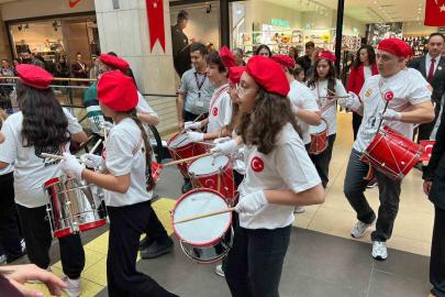 Forum Trabzon’da coşkulu Cumhuriyet Bayramı kutlaması