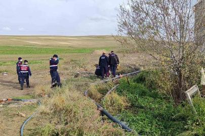 Fosseptik çukuruna düşen 2 kişi öldü