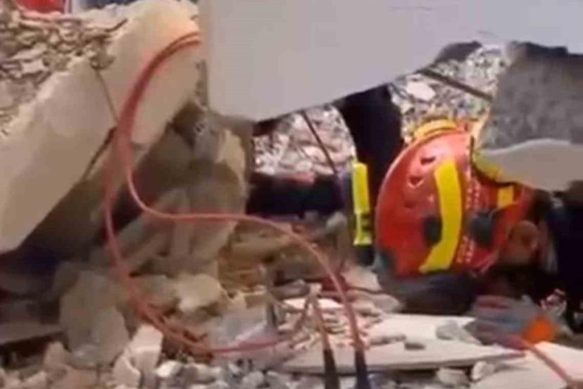 Gebze’deki enkazın altından umudun çığlığı böyle yükseldi