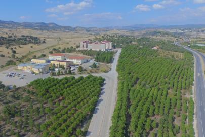 Gediz Belediyesi’nden ikametgâhını Gediz’e taşıyan öğrencilere hediye çeki