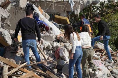 Gerçeğini aratmayan tatbikat: Rolünü o kadar benimsedi ki tatbikat bitse de sürdürdü