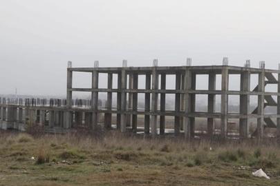 Gönen’de fakülte inşaatı yıllardır tamamlanamıyor: Hayırsever desteğiyle başlatılan proje sessizliğe büründü