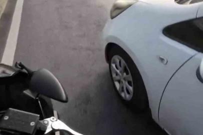 "Hak edene hak ettiğini vereceksin" dedi, aynayı parçaladı: O anlar kamerada