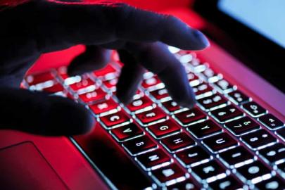 Hamburglu adam, 13 yaşındaki canlı yayınlanan ölümüyle ilgili cinayetle suçlandı