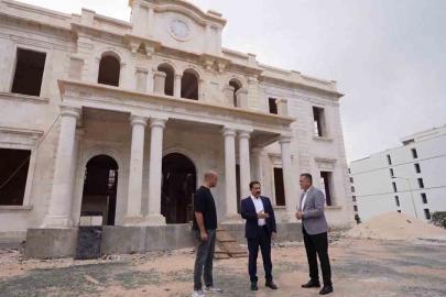 Hatay’da tarihi valilik binasında restarasyon çalışmaları sürüyor