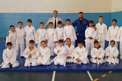 Hınıs’ta judo atağı