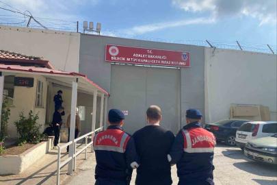 Hırsızlık suçundan aranan şahıs yakalandı