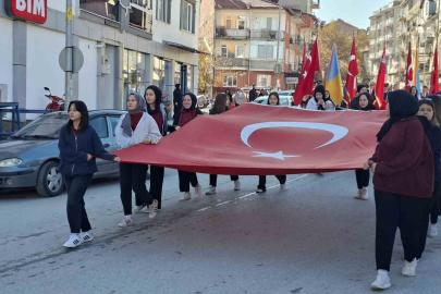 Hisarcık’ta ’Cumhuriyet Yürüyüşü’