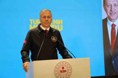 İçişleri Bakanı Ali Yerlikaya, "Türkiye’nin Huzuru Diyarbakır" toplantısına katıldı