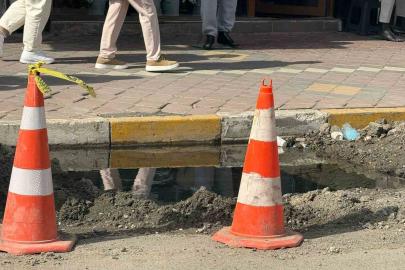 Iğdır’da su patlağı bir aydır boşa akıyor: Vatandaş tepkili
