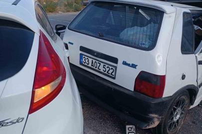 İki otomobil çarpıştı: 5 yaralı