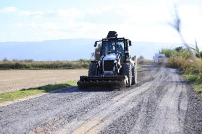 İncirliova Sınırteke’de yol genişletme çalışması yapılıyor