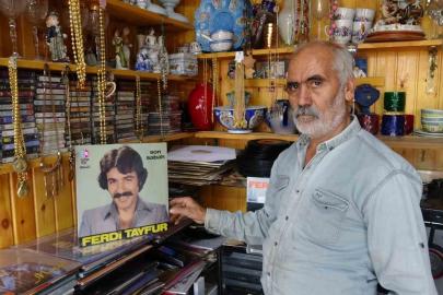 İnsanlar nostaljik müziğe yönelince plak satışları arttı