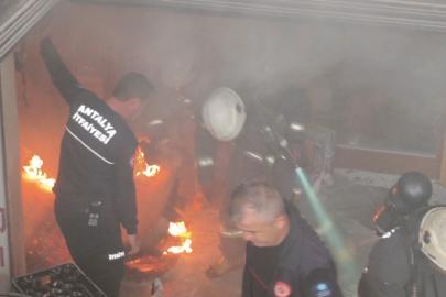 İş hanının bodrum katında çıkan yangın korkuttu