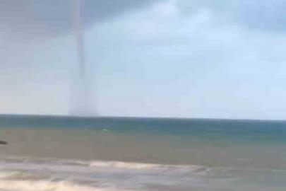 İskenderun Körfezi’nde oluşan hortum cep telefonu kamerasına yansıdı