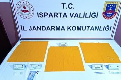 Isparta’da jandarmadan uyuşturucu operasyonu: 4 şüpheli tutuklandı